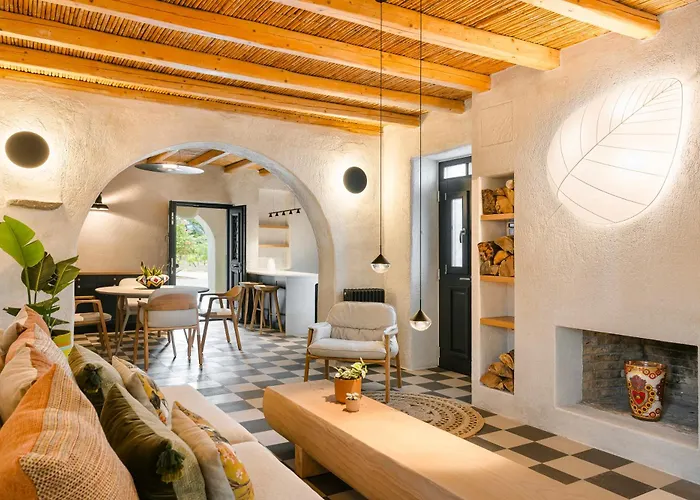 Casa Miel * אמבלאס