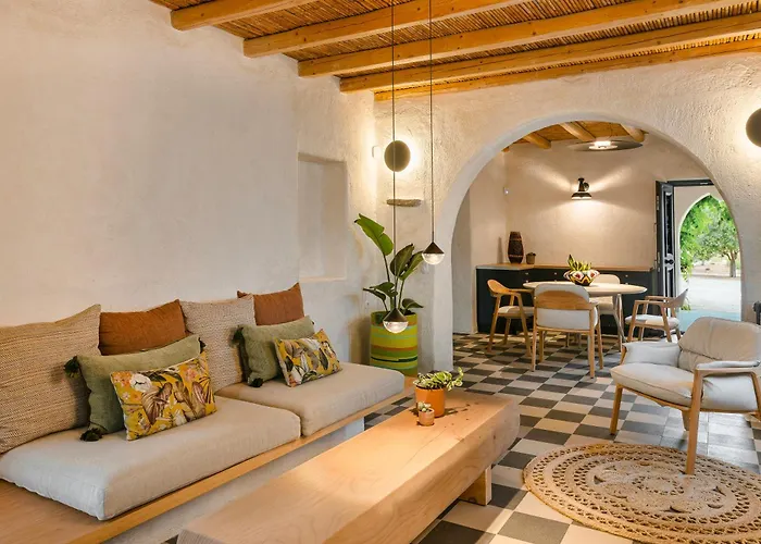 Casa Miel אמבלאס