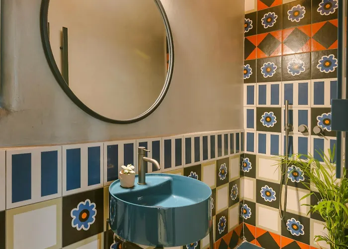 Casa Miel * אמבלאס